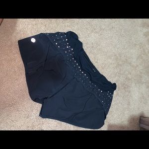 Women’s lululemon reflective speed short size 6